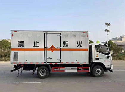 泸州爆破器材运输车