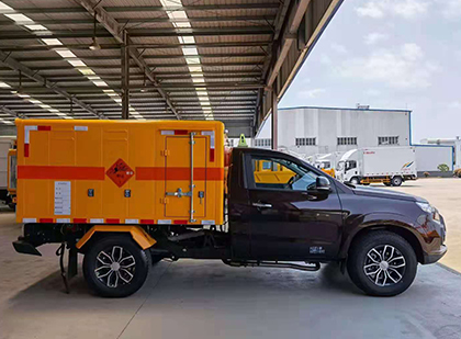 泸州爆破器材运输车