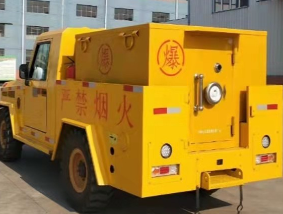 泸州凯龙爆破器材运输车：保障爆破任务的安全运行